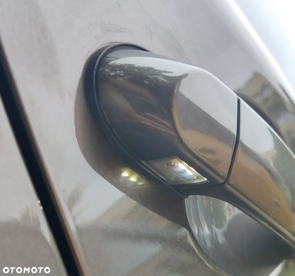 BMW Seria 1 120d DPF - 9