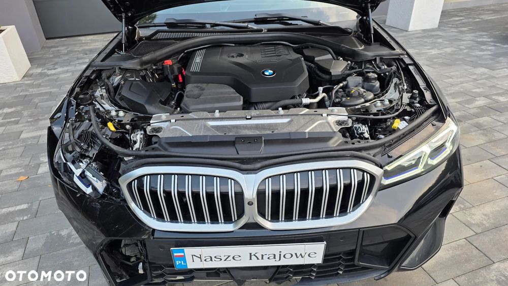 BMW Seria 3 330i xDrive M Sport sport - 32