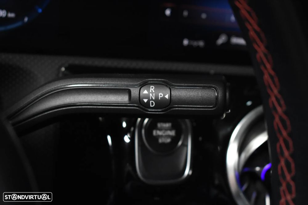 Mercedes-Benz A 250 e 8G-DCT AMG Line - 31