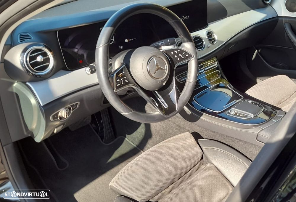 Mercedes-Benz E 300 - 10