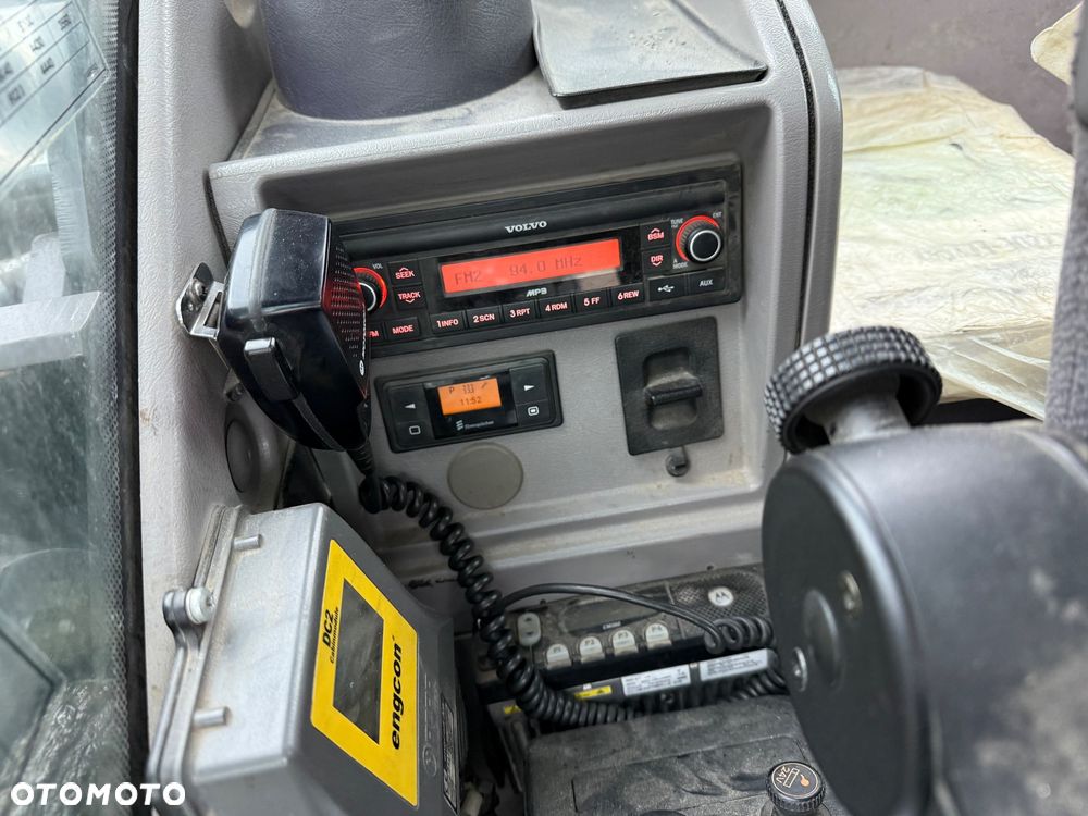 Volvo EC 250 EL - 29