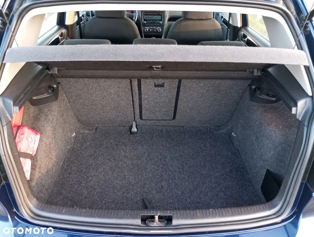 Volkswagen Golf - 29