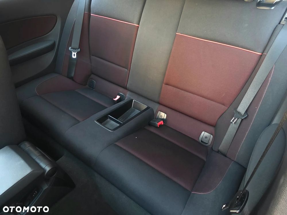 BMW Seria 1 116i - 13