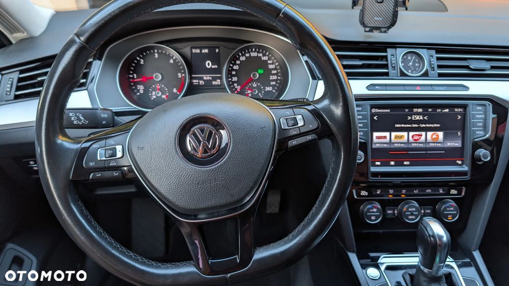 Volkswagen Passat 2.0 TDI (BlueMotion Technology) DSG Comfortline - 18