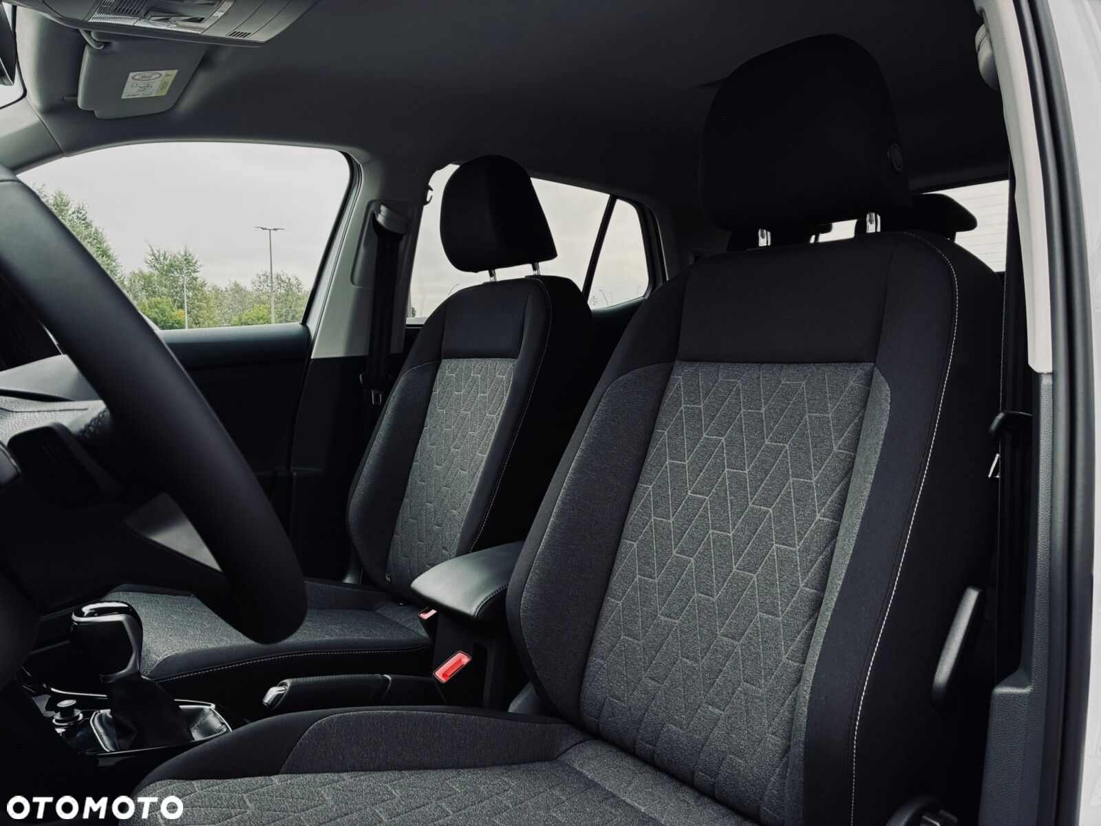 Volkswagen T-Cross - 6