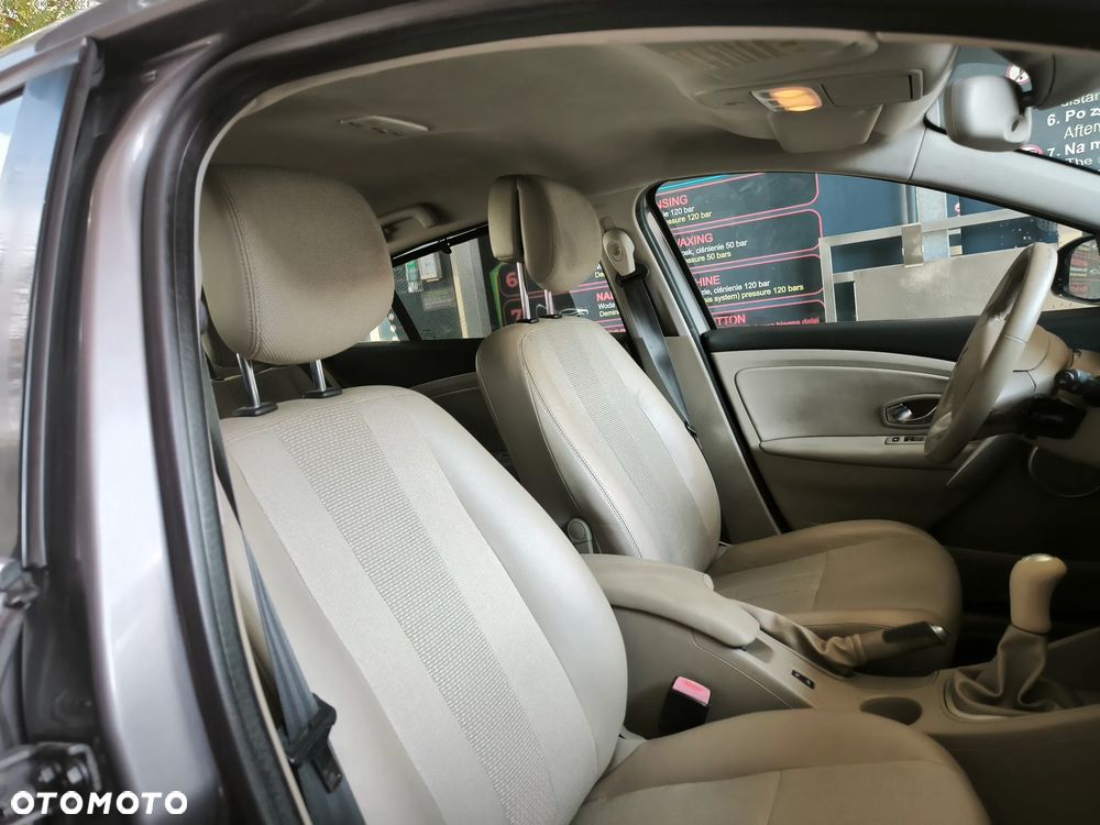 Renault Fluence - 19