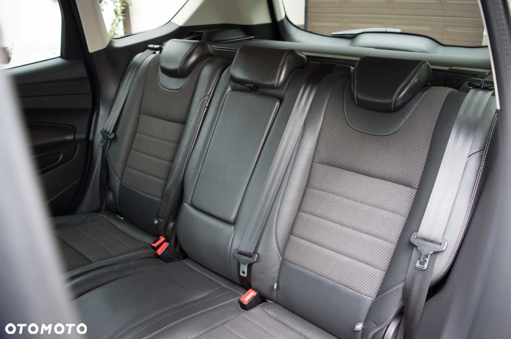 Ford Kuga 2.0 TDCi 2x4 Individual - 34