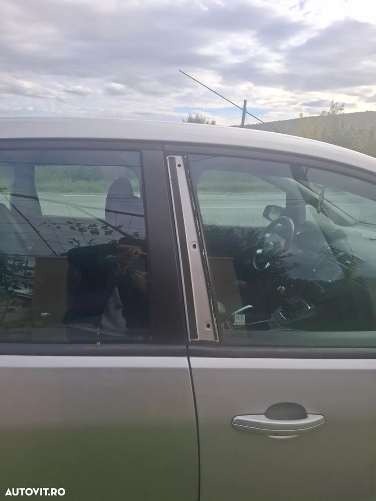 Ford C-Max - 8