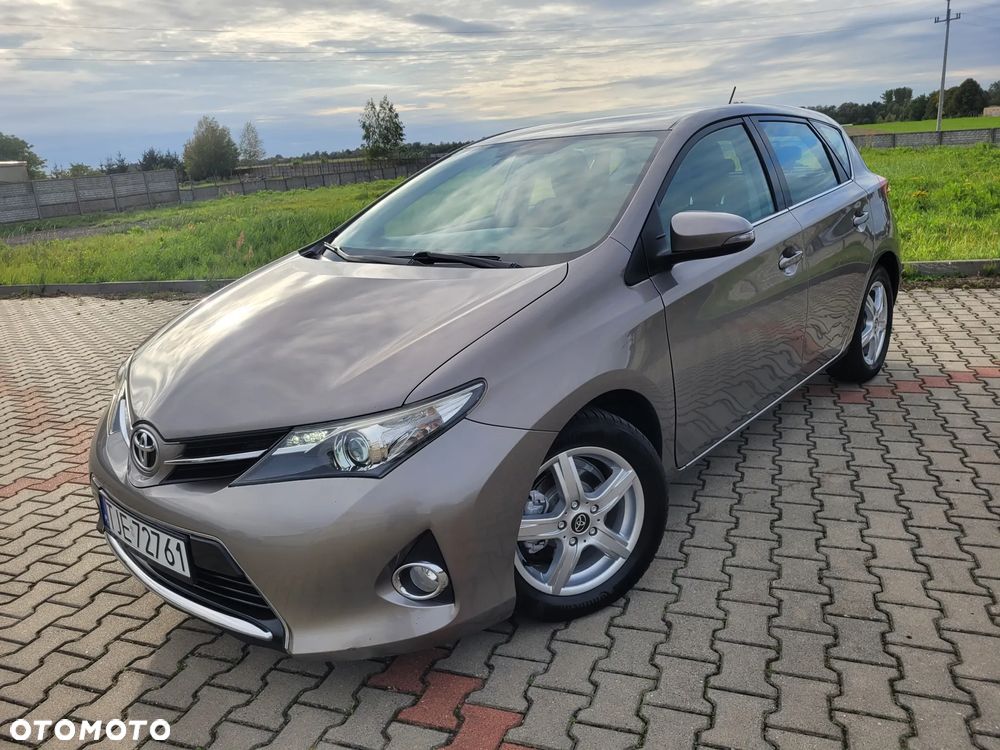Toyota Auris 1.33 VVT-i Premium Comfort - 3