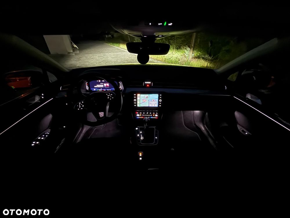 Volkswagen Passat Variant 1.5 TSI OPF DSG Business - 17