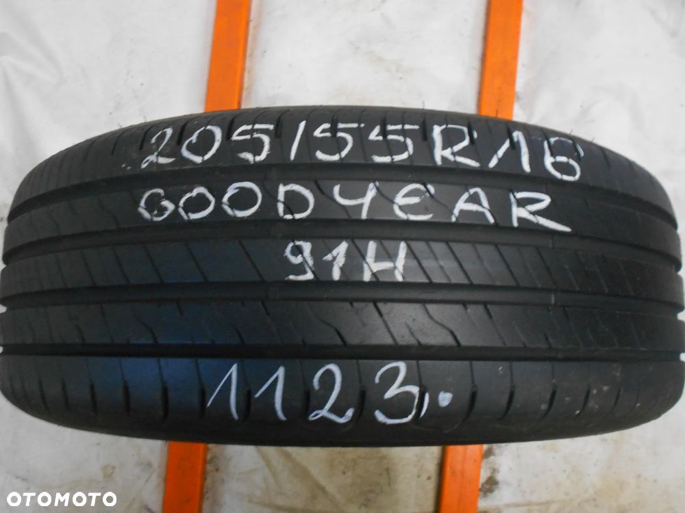 OPONA POJEDYNKA 205/55R16 GOODYEAR EFFICIENT GRIP PERFORMANCE 2 DOT 1123 8MM - 1