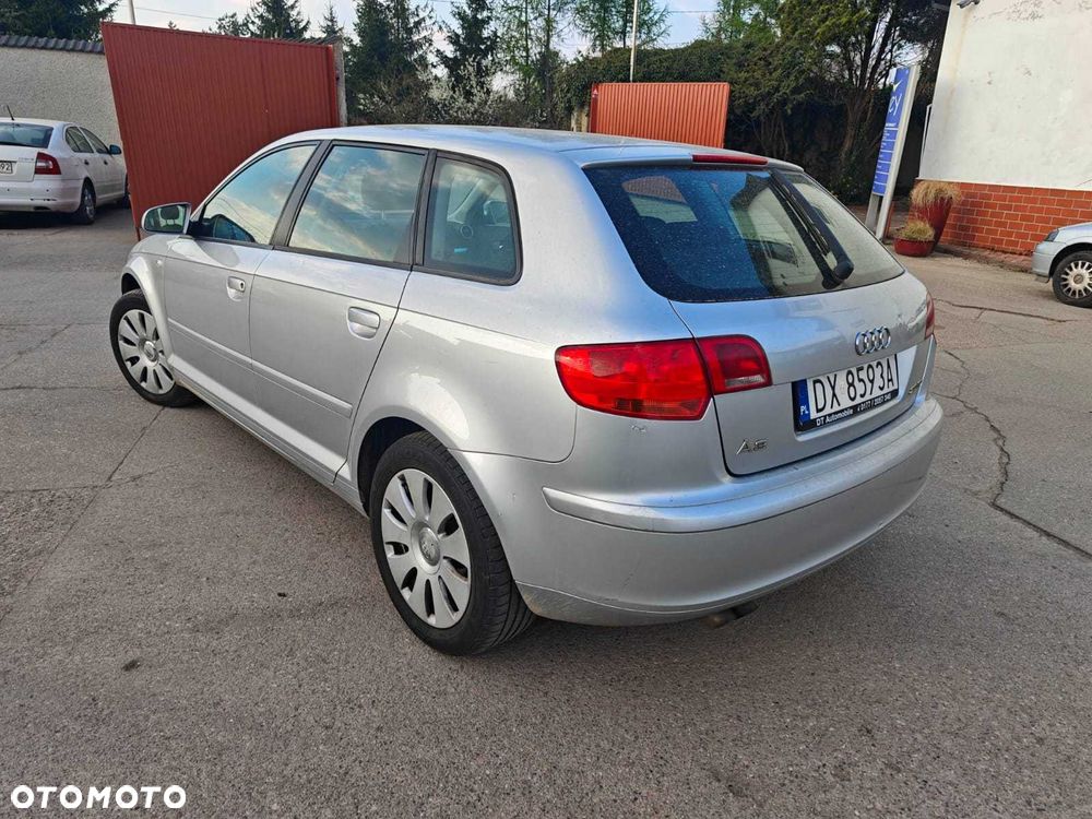 Audi A3 Sportback - 4