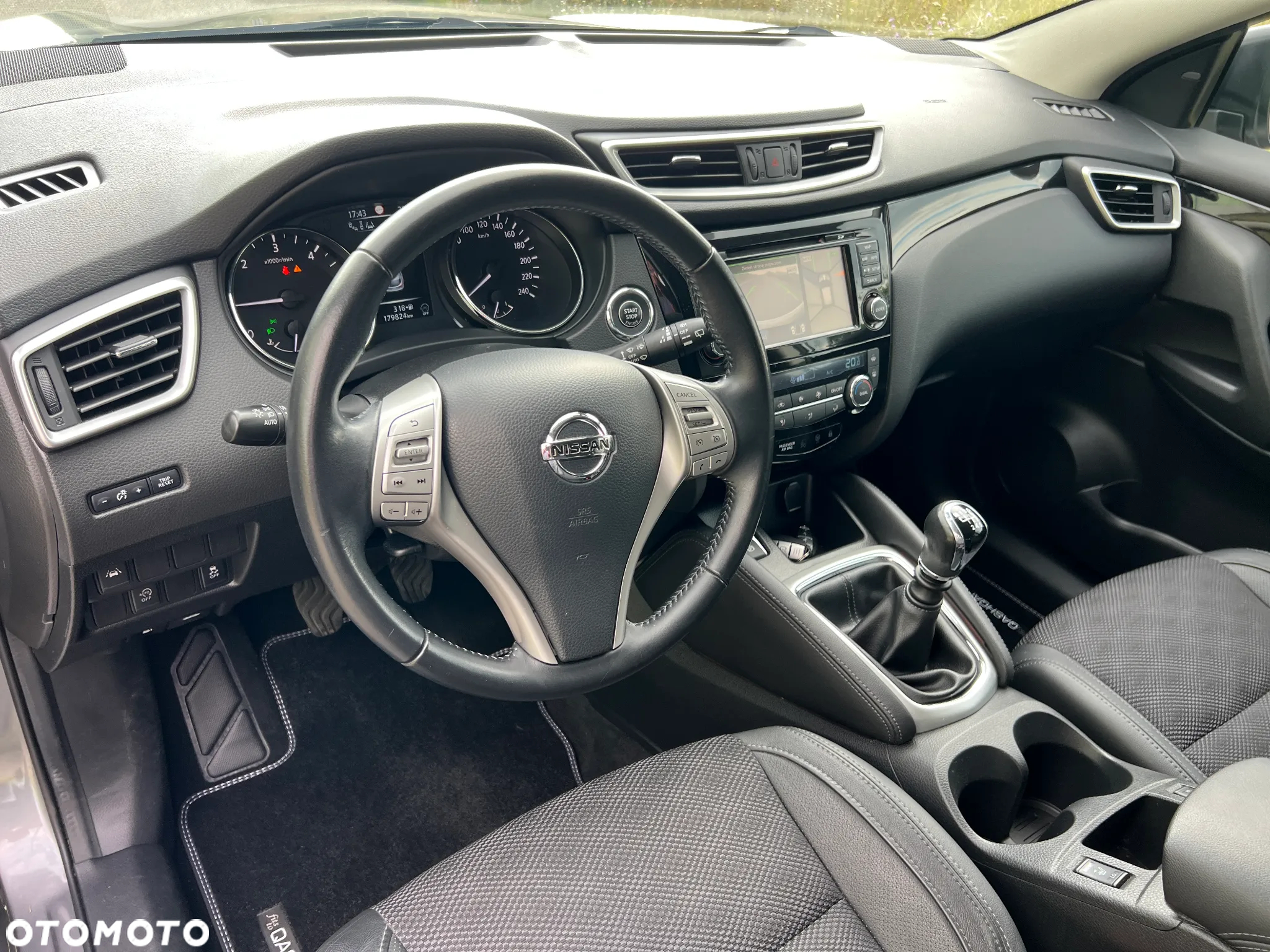Nissan Qashqai 1.5 dCi Tekna - 17