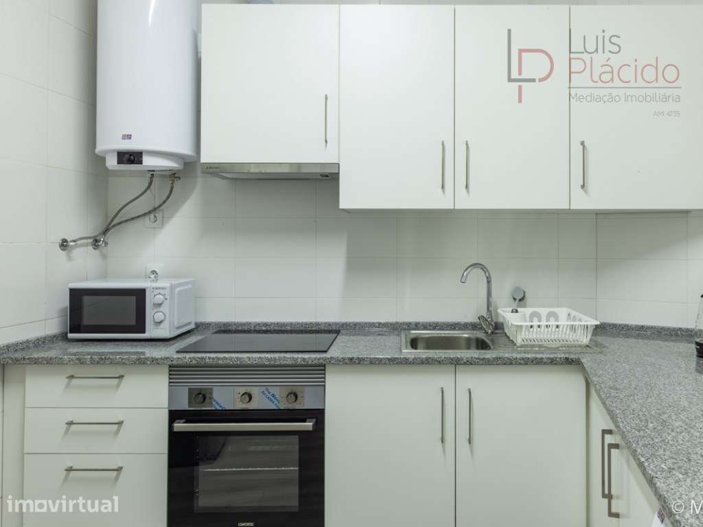 APARTAMENTO T3 | CENTRO HISTÓRICO | RENOVADO - Grande imagem: 2/17