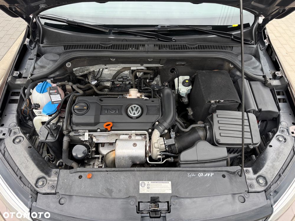 Volkswagen Jetta 1.4 TSI Match - 30