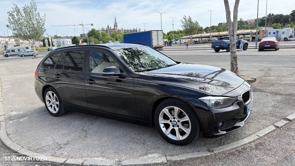 BMW 320 d xDrive Line Sport - 23