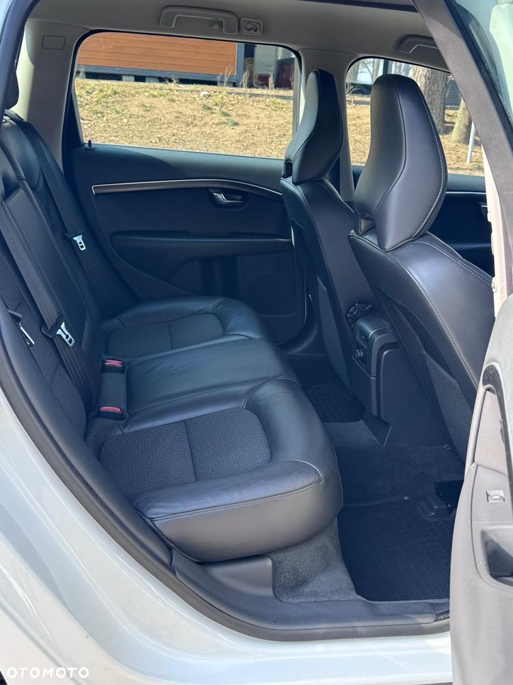 Volvo V70 D3 Geartronic Momentum - 26