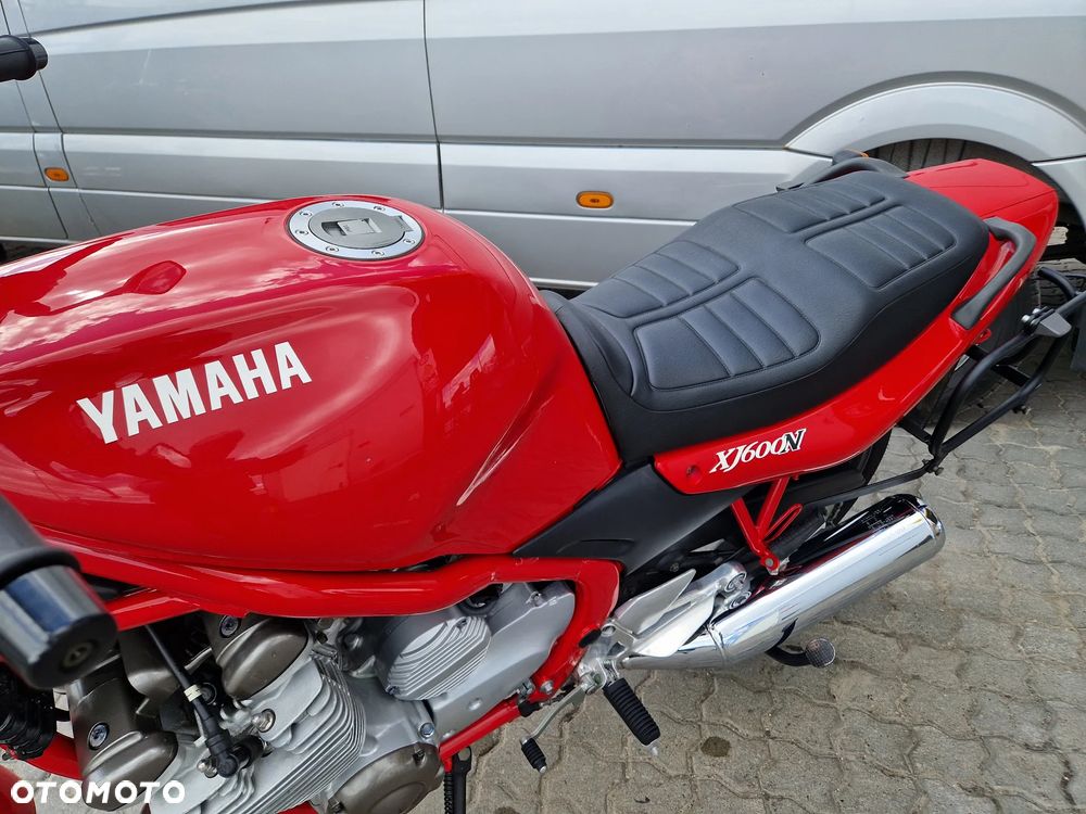 Yamaha XJ - 25
