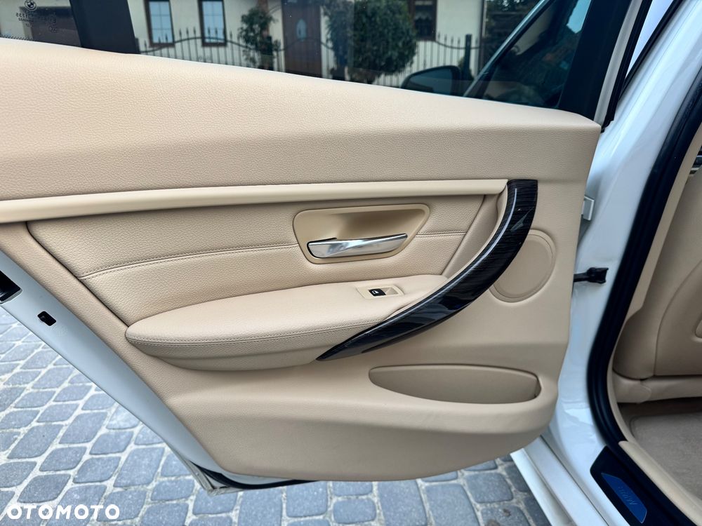 BMW Seria 3 ActiveHybrid Luxury Line - 11