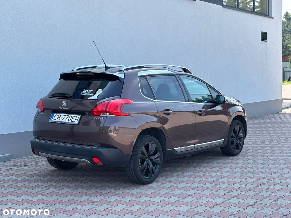 Peugeot 2008 1.6 BlueHDi Allure S&S - 2