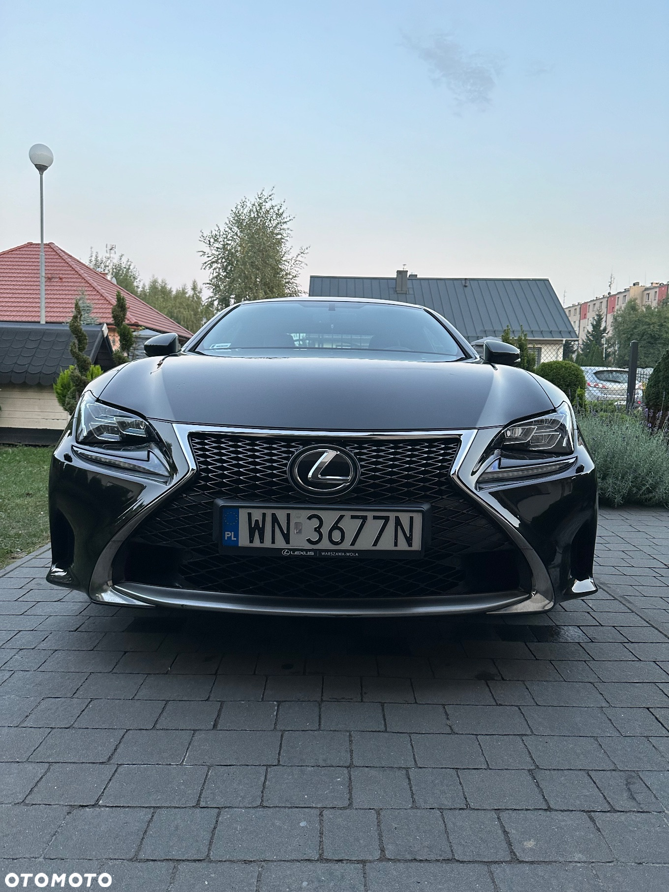 Lexus RC 200t / 300 F Sport - 29