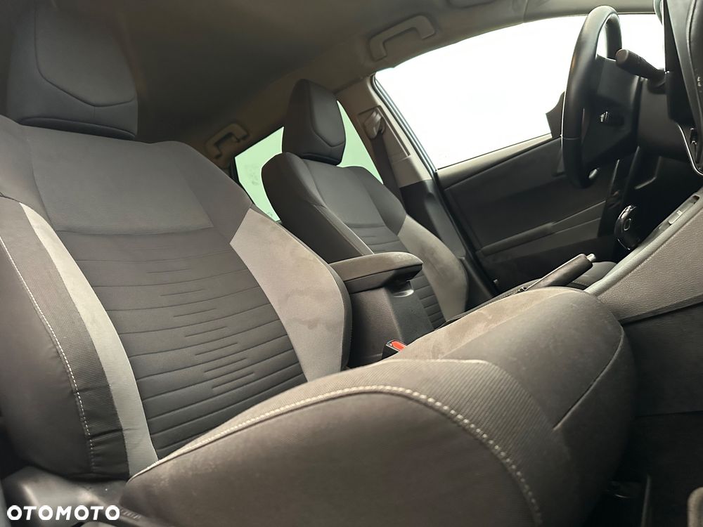 Toyota Auris 1.8 VVT-i Hybrid Automatik Design Edition - 12