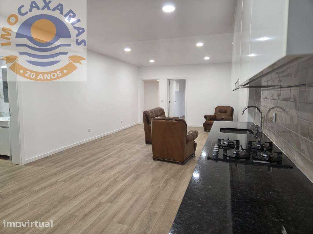 APARTAMENTO T2 ARRENDAMENTO - CAXARIAS - Grande imagem: 2/9