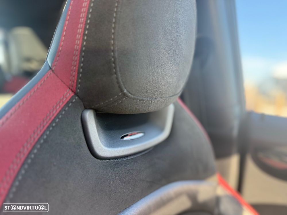 MINI 3 Portas John Cooper Works - 20