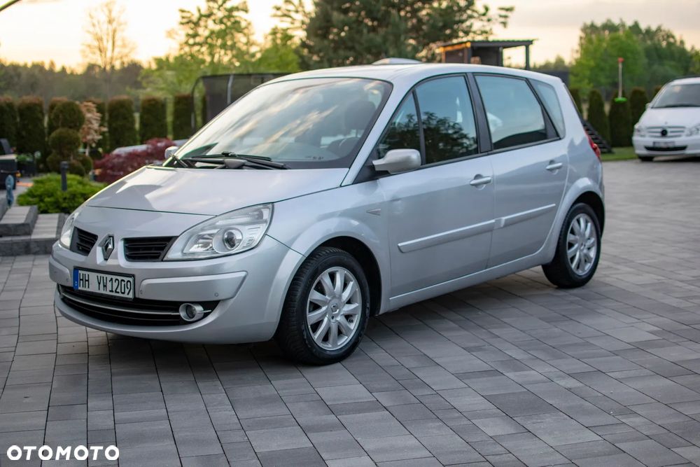 Renault Scenic - 28