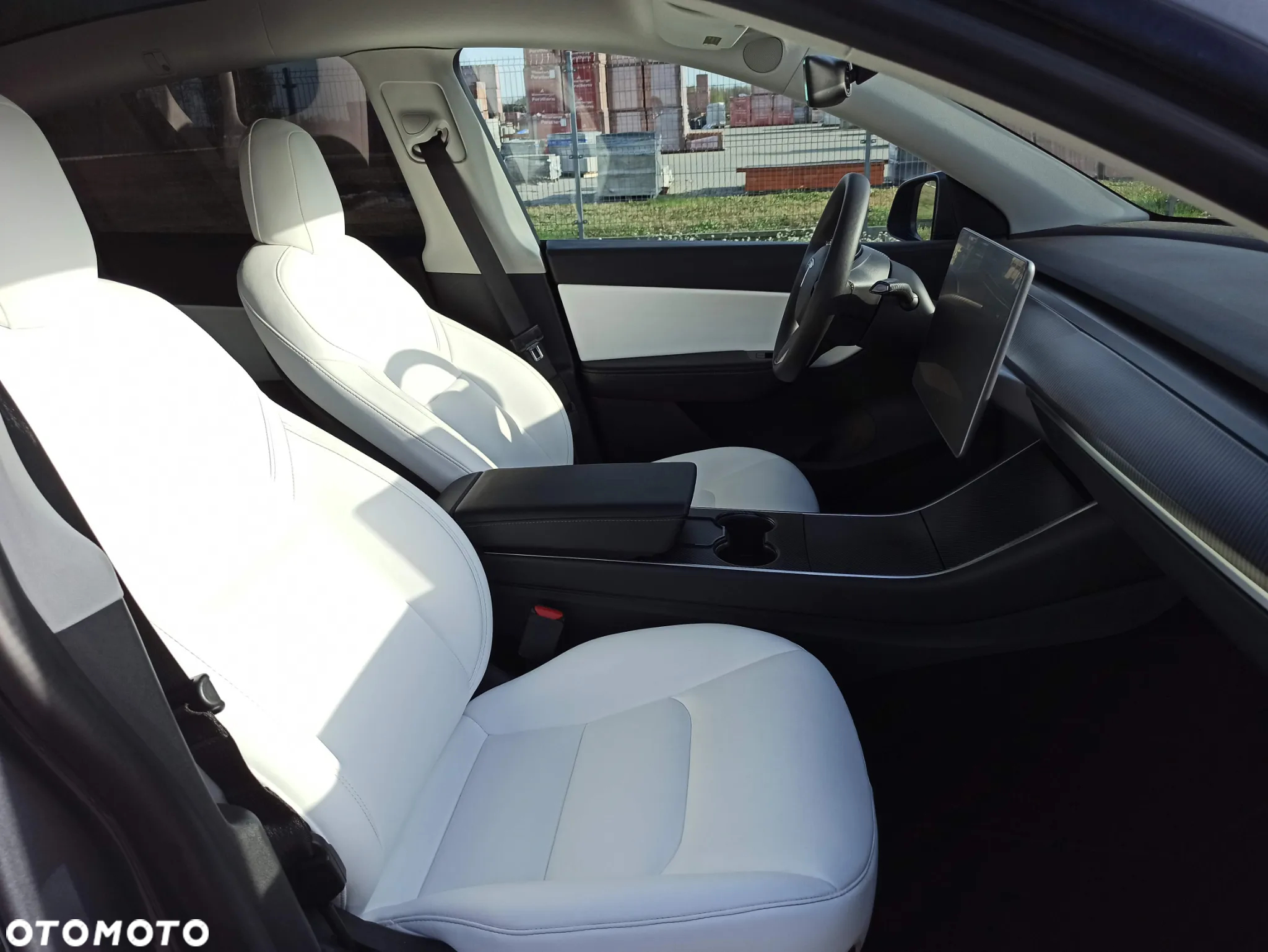 Tesla Y Model RWD - 8