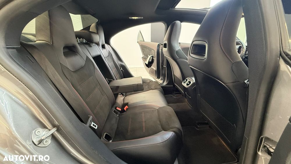 Mercedes-Benz CLA 200 - 9