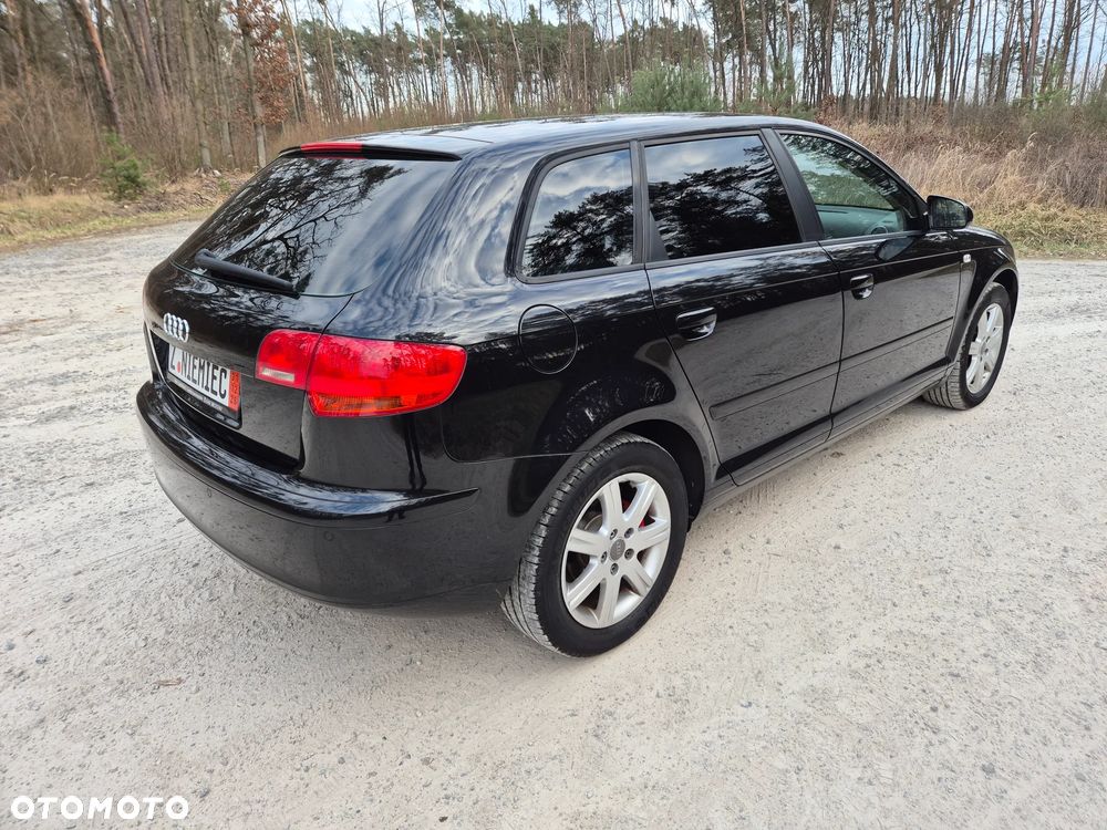 Audi A3 Sportback 2.0 TDI DPF Ambition - 8