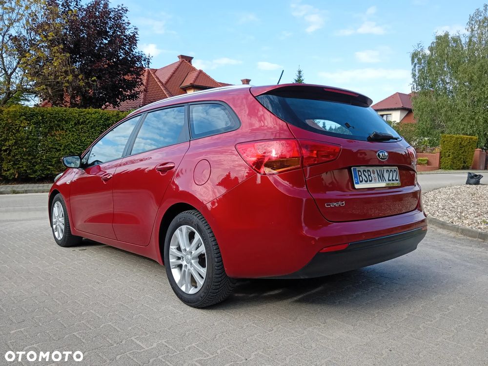Kia Ceed 1.4 CVVT Dream Team Edition - 3