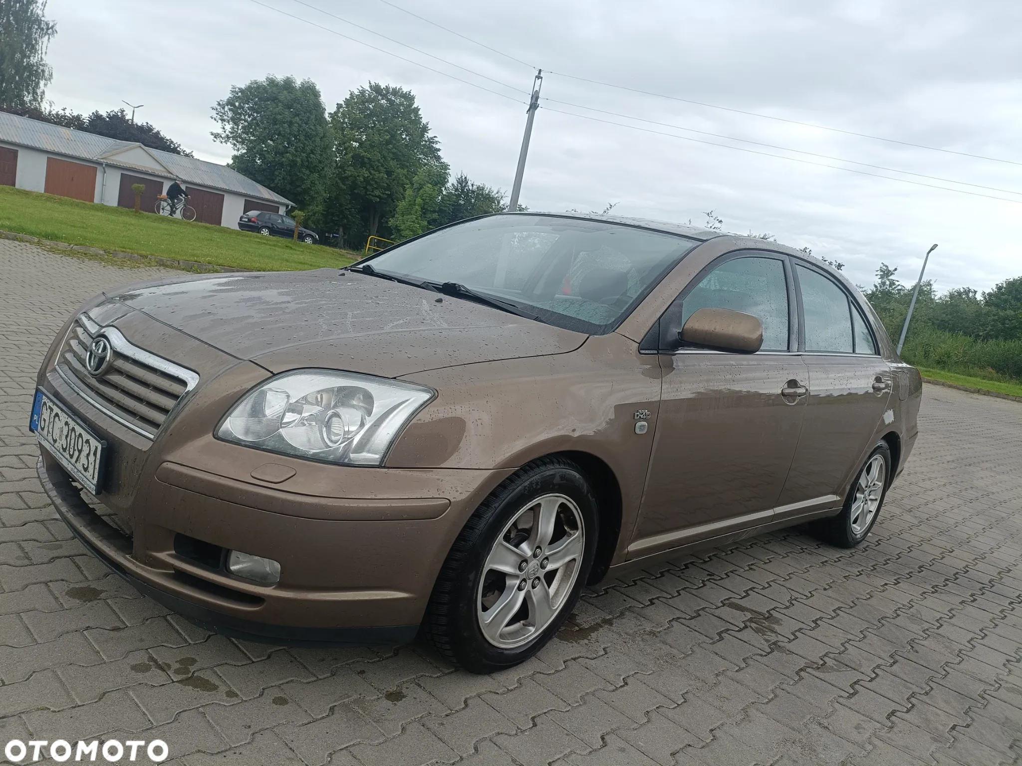 Toyota Avensis 2.0 D-4D High - 11