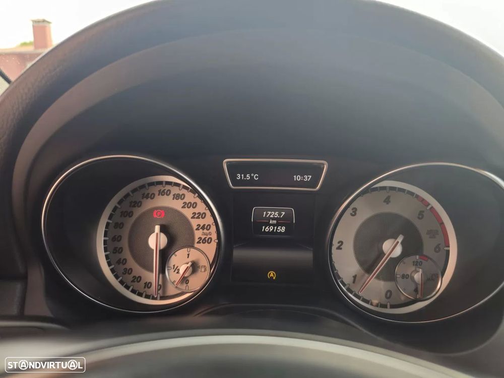 Mercedes-Benz CLA 200 d Shooting Brake Urban - 7