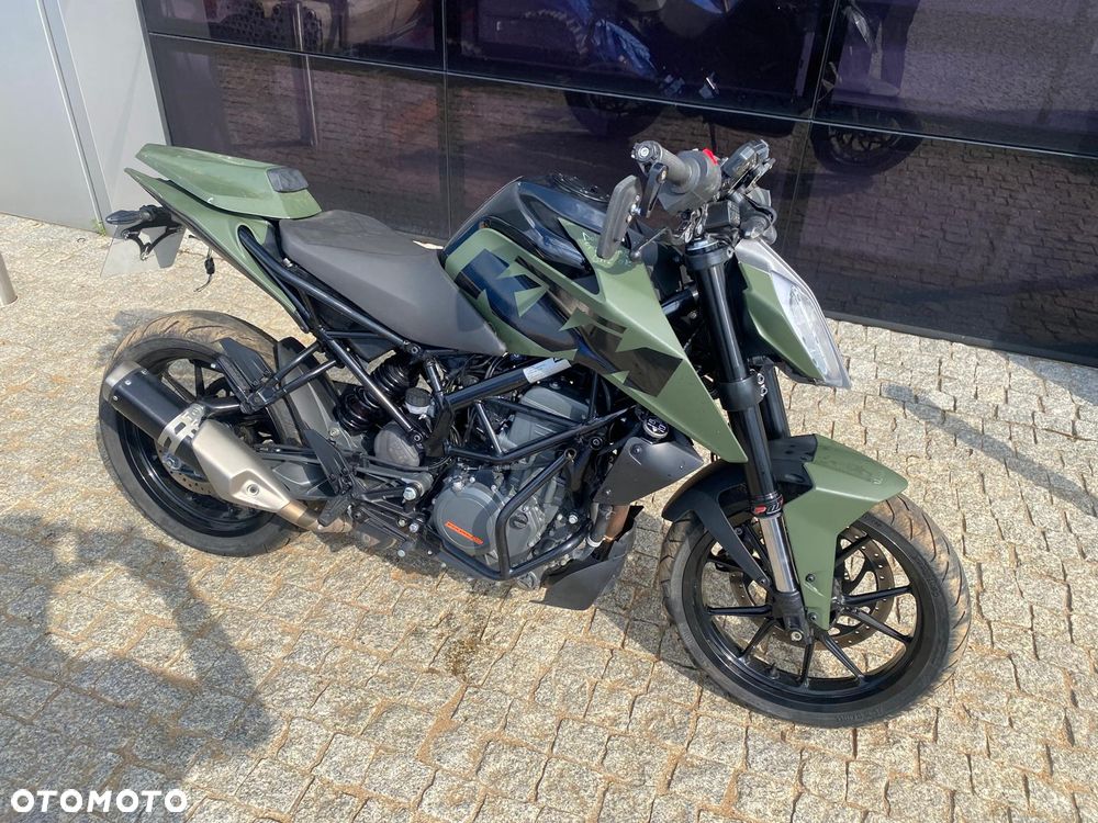 KTM Duke 390 - 1