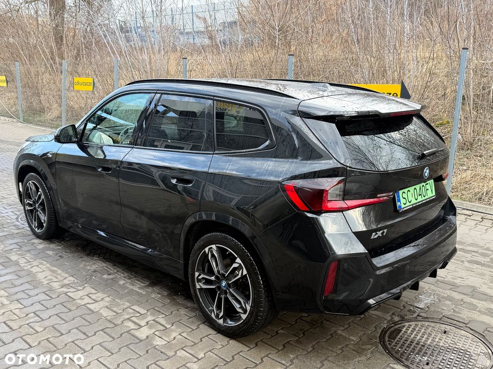 BMW iX1 - 21