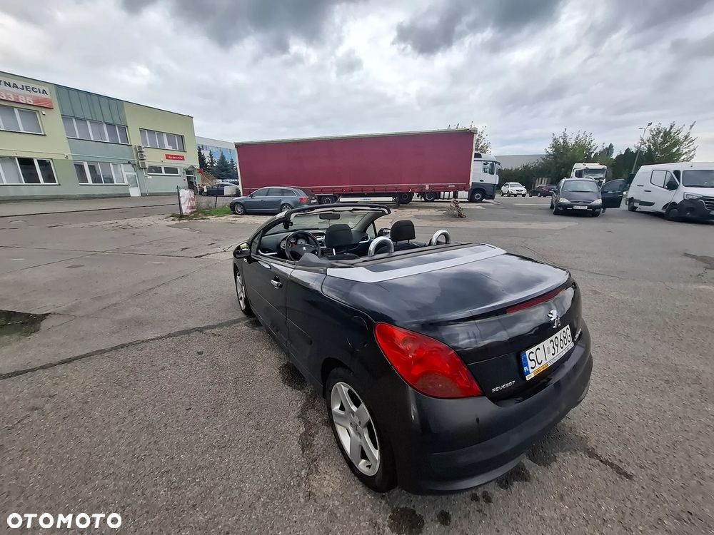 Peugeot 207 CC 1.6 Intense - 26