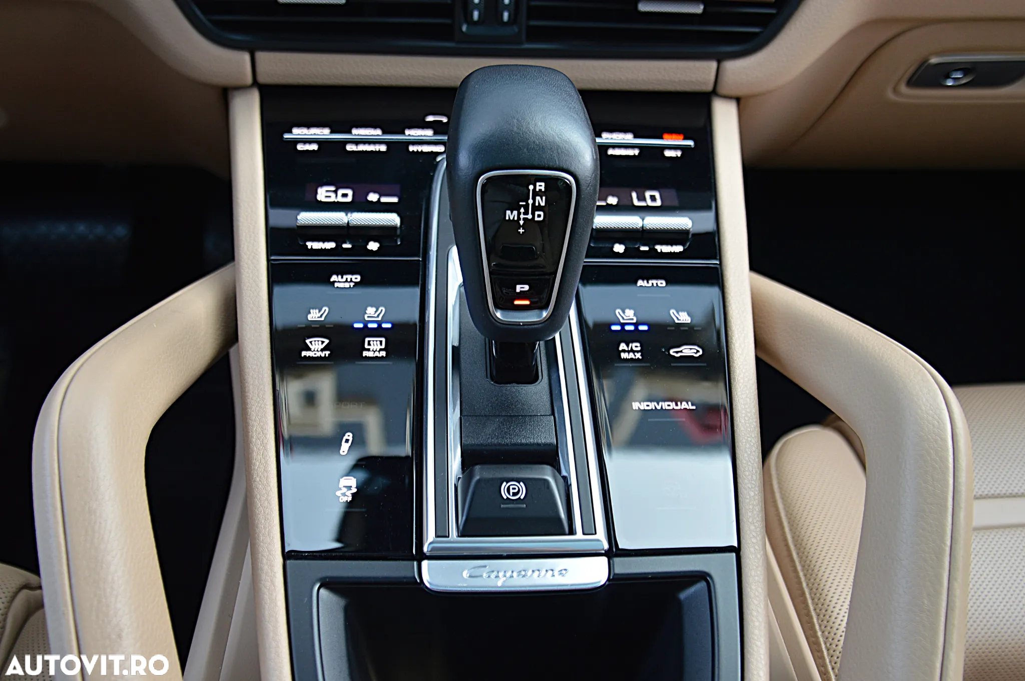 Porsche Cayenne Coupe E-Hybrid Tiptronic S Platinum Edition - 20