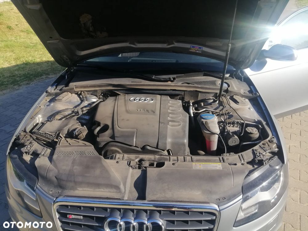 Audi A4 Avant 2.0 TDI DPF Ambiente - 10