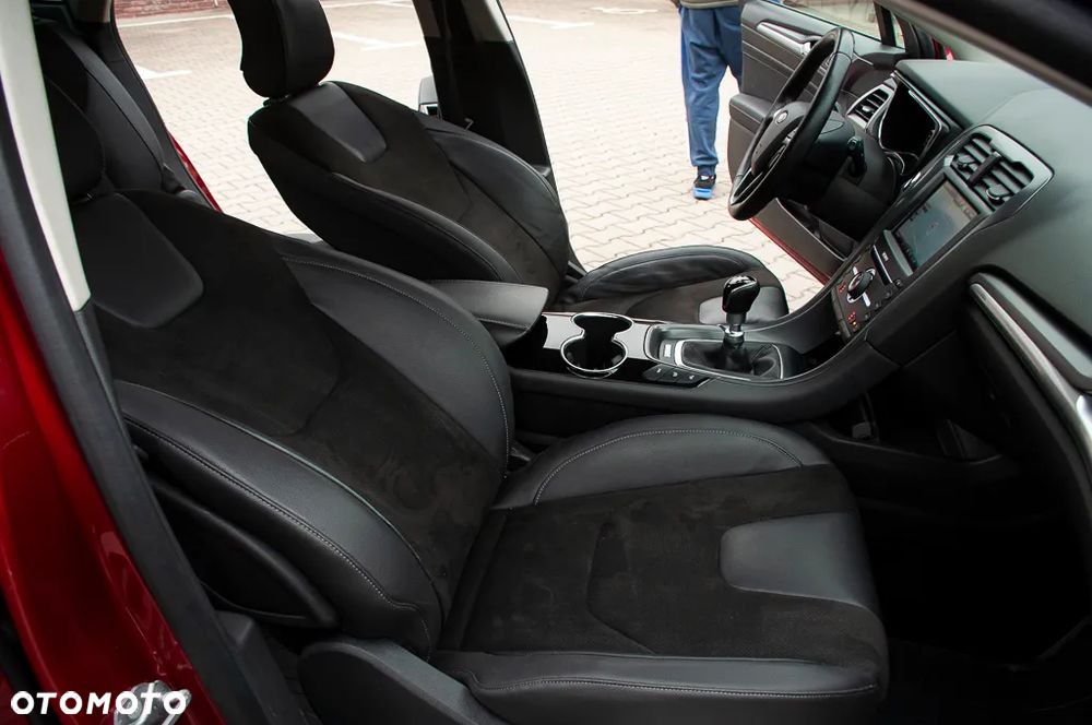 Ford Mondeo 2.0 TDCi Titanium - 25