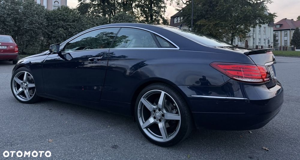 Mercedes-Benz Klasa E - 7