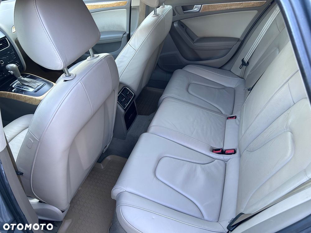 Audi A4 Avant 2.0 TDI DPF multitronic S line Sportpaket - 40