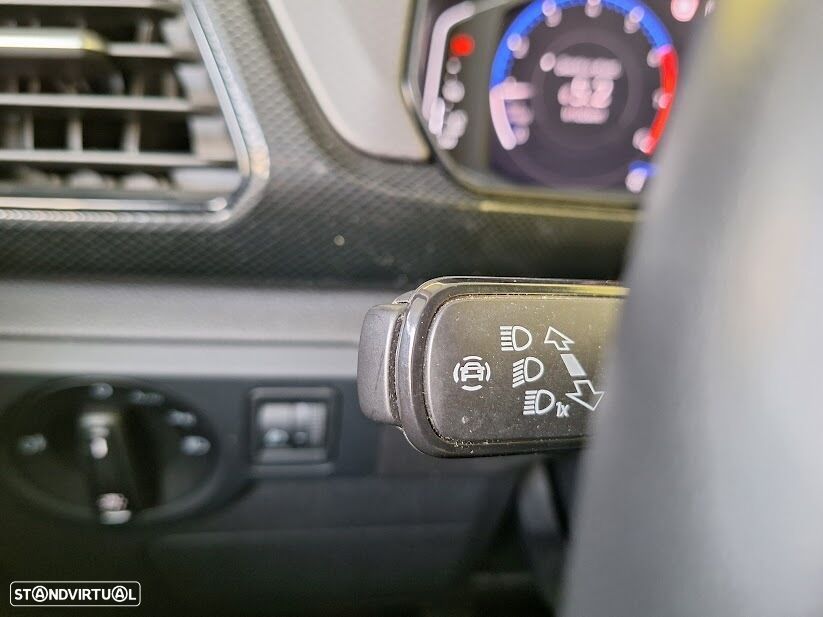 VW T-Cross 1.0 TSI Urban - 16