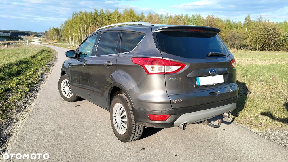 Ford Kuga 2.0 TDCi 4x4 Titanium - 4