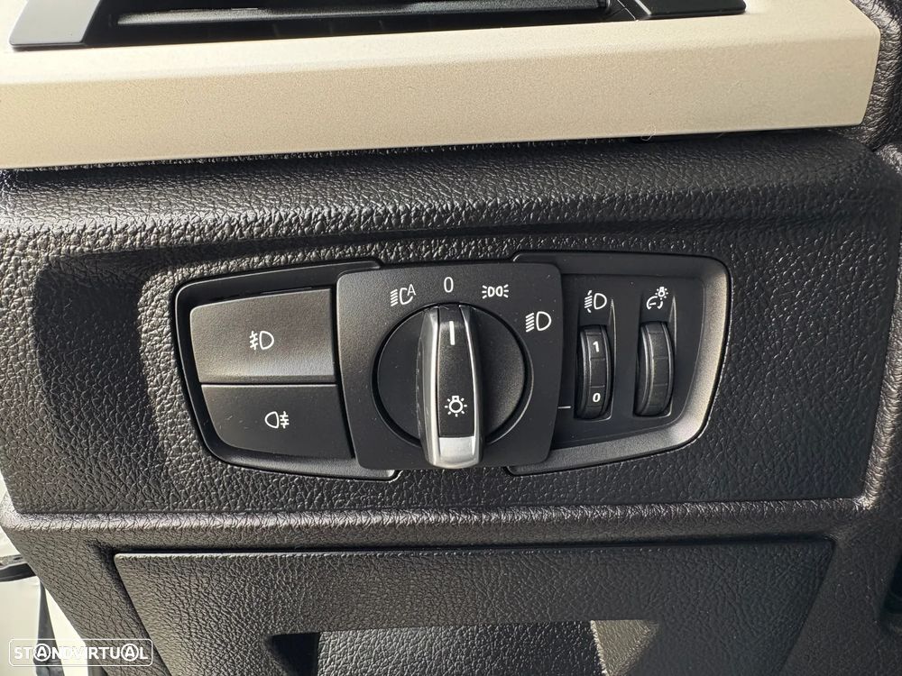 BMW 116 d Advantage - 12