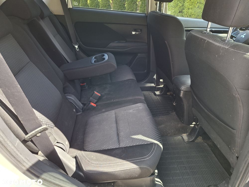 Mitsubishi Outlander 2.0 2WD - 13