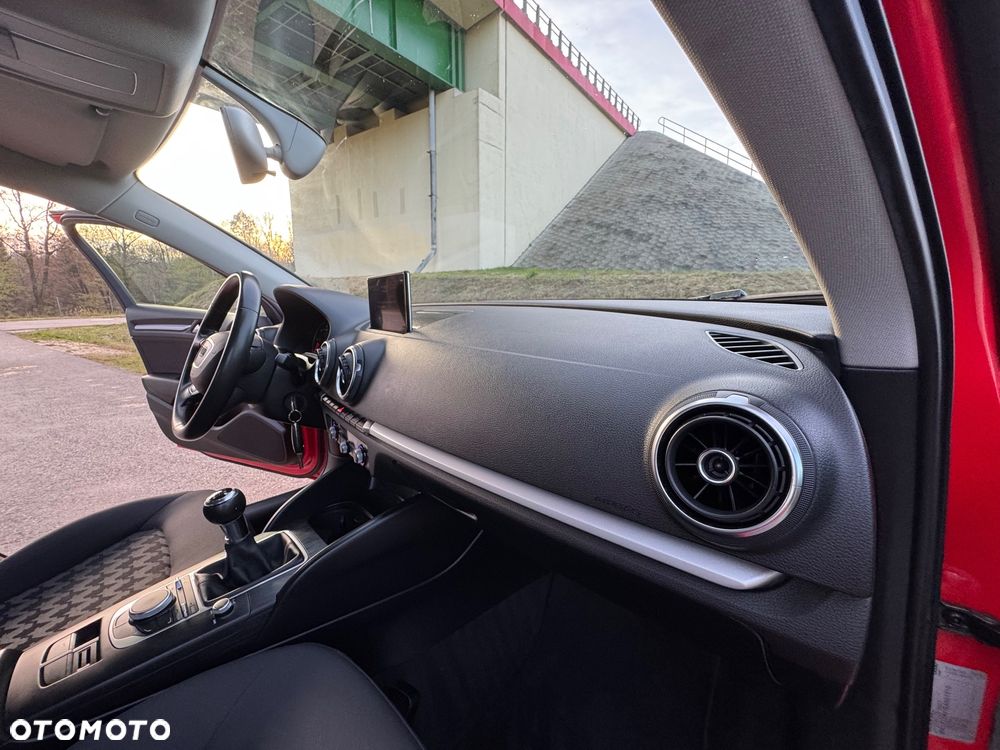 Audi A3 Sportback - 21