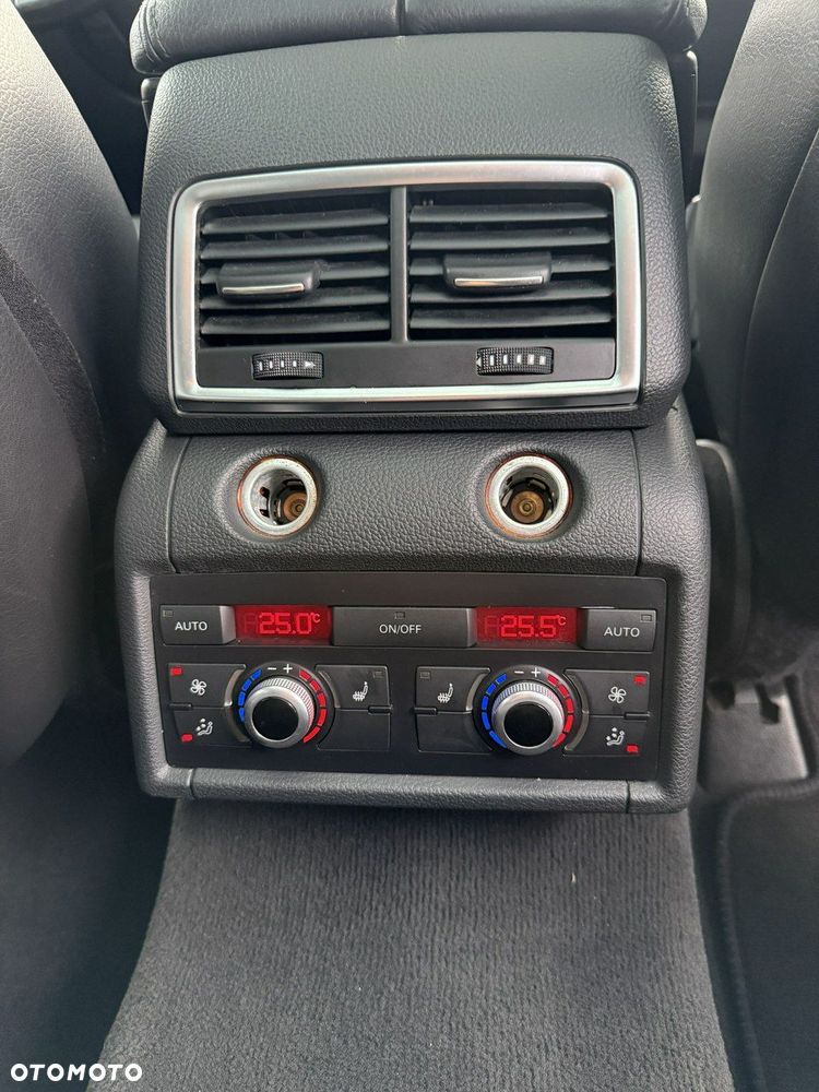 Audi Q7 3.0 TDI DPF Quattro Tiptronic - 26