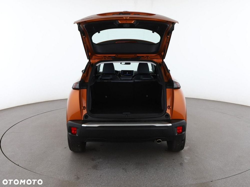 Peugeot 2008 1.5 BlueHDi Allure Pack S&S EAT8 - 20